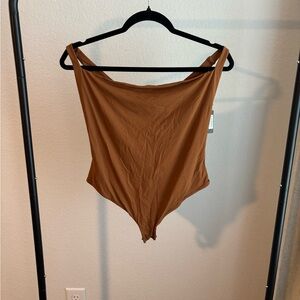 SKIMS Fits Everybody Square Neck Bodysuit